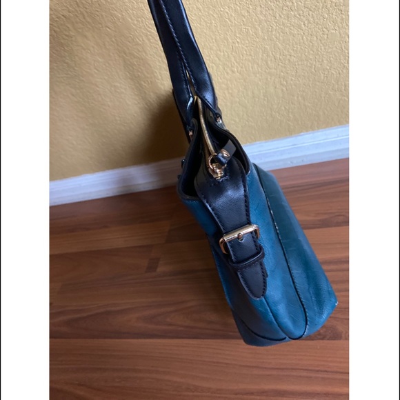 Kate Landry Purse - Picture 2 of 9